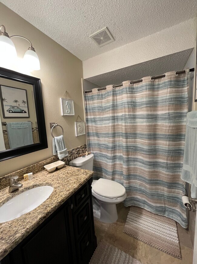 Building Photo - 4022 Davit Dr