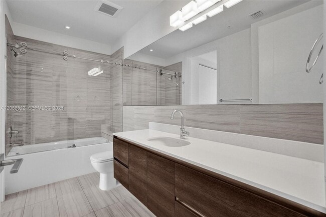 Building Photo - 301 Altara Ave