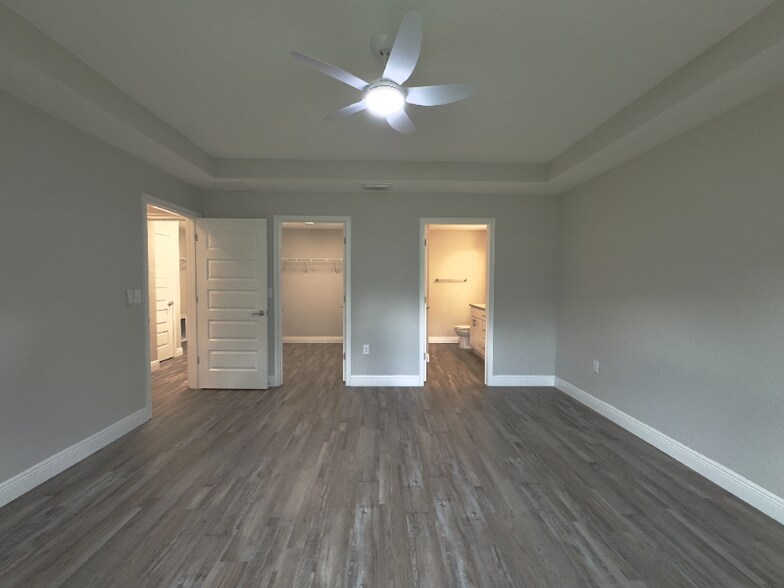 Building Photo - 6 Oak Pass Loop