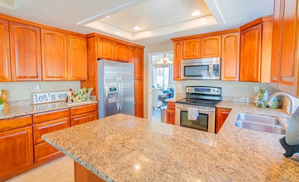 Building Photo - 2271 Biscay Ct