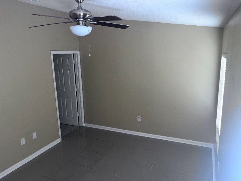 Building Photo - 1418 Manotak Point Dr