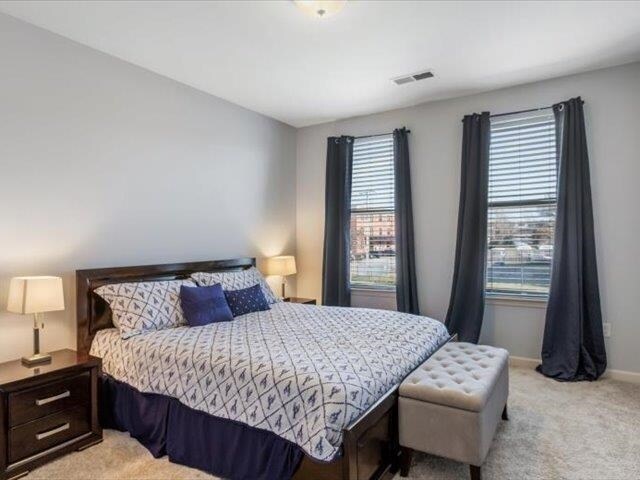 Building Photo - 580 S Main St