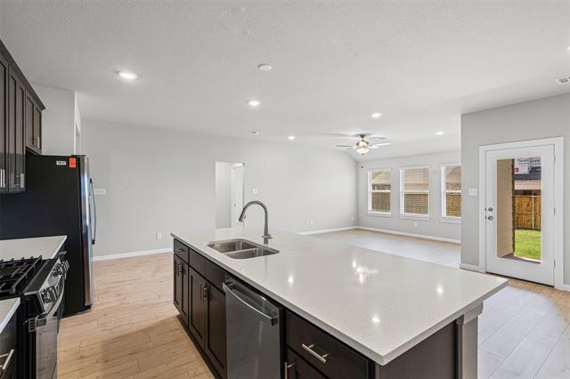 Building Photo - 1345 Water Canna Dr