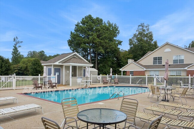 Building Photo - 914 Pine Mill Ct