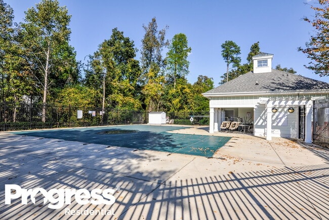 Building Photo - 504 Woodchase Green Dr