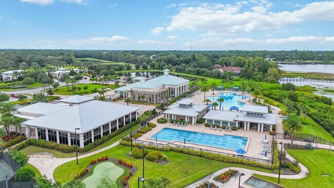 Building Photo - For Rent: Immaculate 3 Bed, 3 Bath + Flex ...