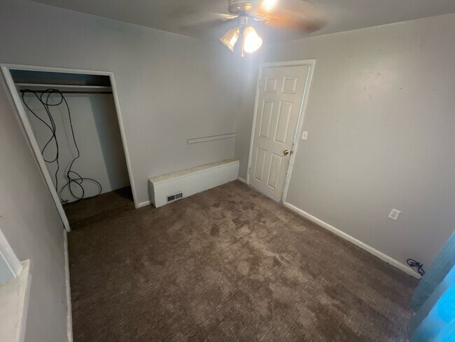 Building Photo - Cleveland