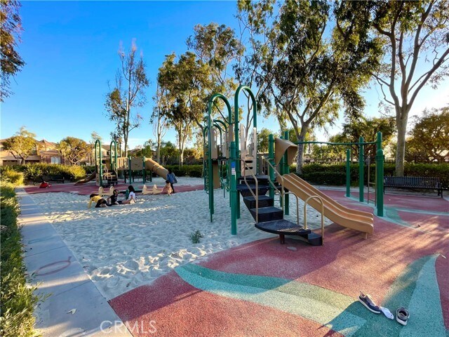 Building Photo - 1007 Terra Bella