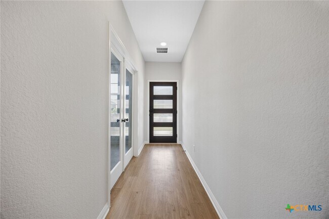 Building Photo - 139 Gullivers Dr