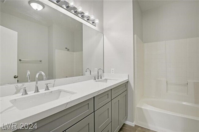 Building Photo - 4811 Black Bear Rd