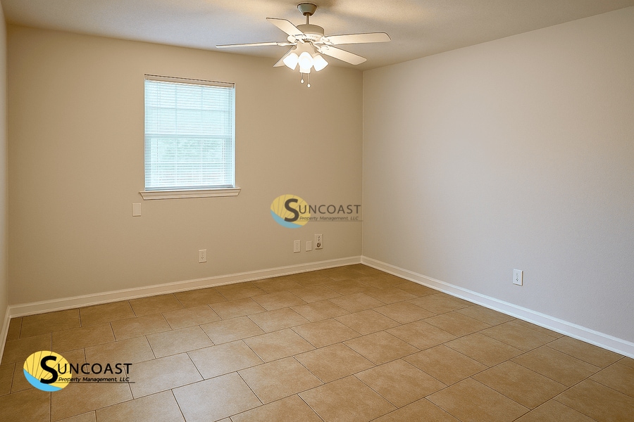 Building Photo - 6718 Gaspar Cir W