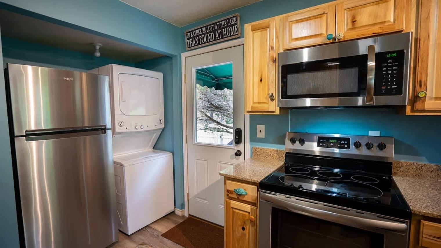 Building Photo - 1142 Amanda-SI ID1351227P