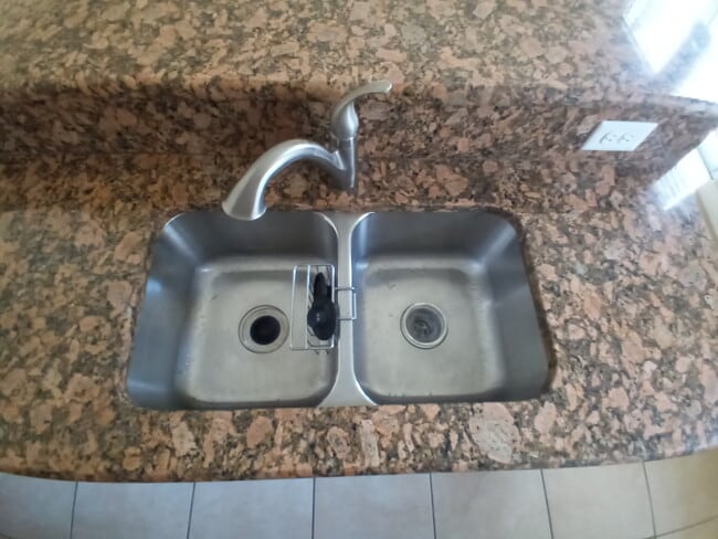 Building Photo - 9010 SW 169th Ave