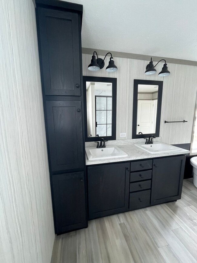 Building Photo - Brand new manufactured 3 bedroom home on l...