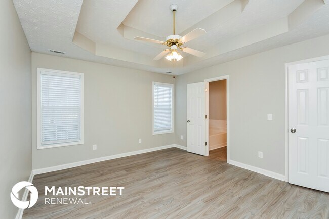 Building Photo - 1203 Dressage Ridge NE
