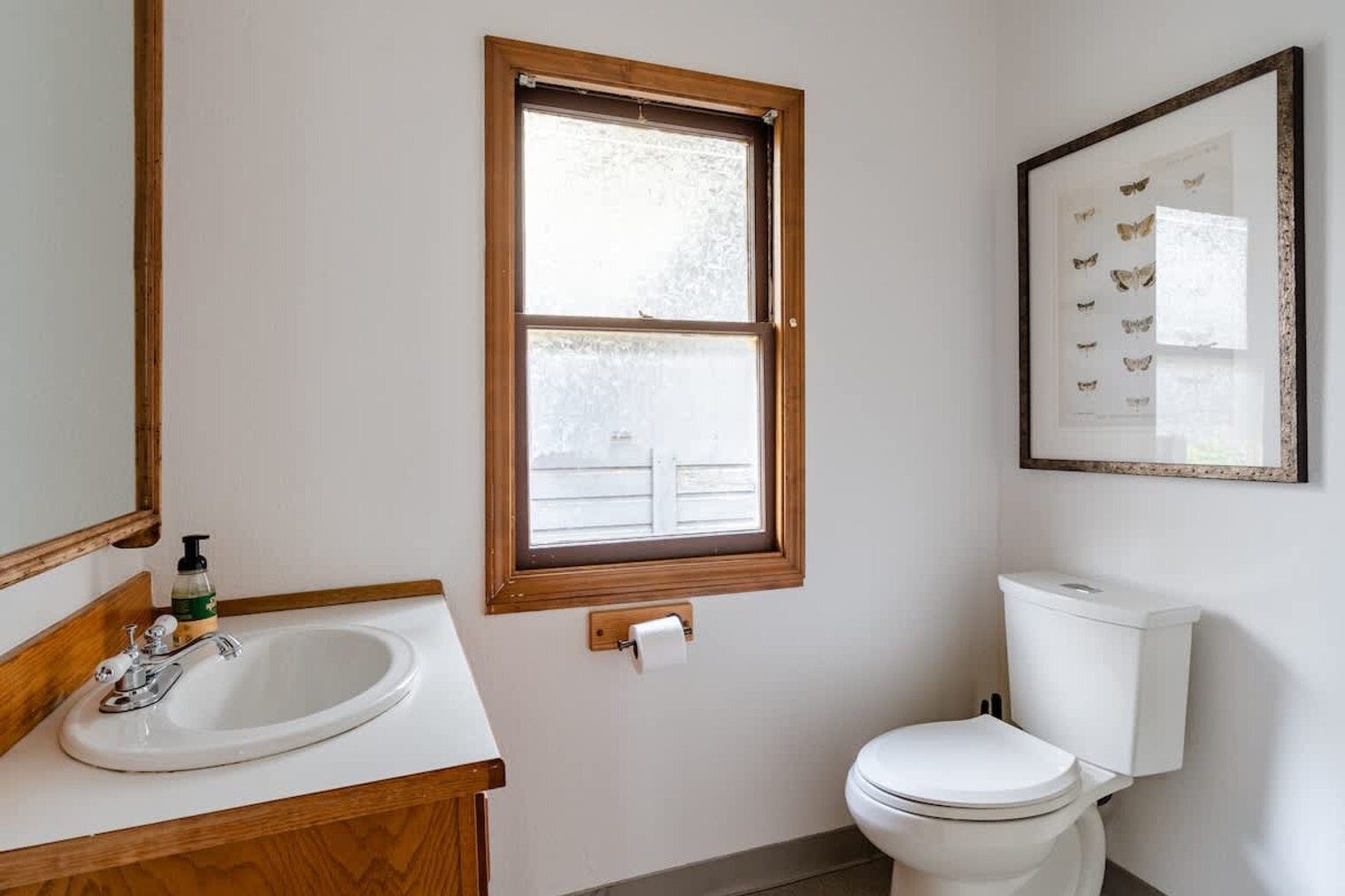 Building Photo - 1200 SW 20th Ave