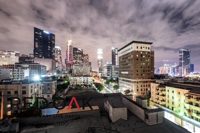 Building Photo - 1331 W 7th St