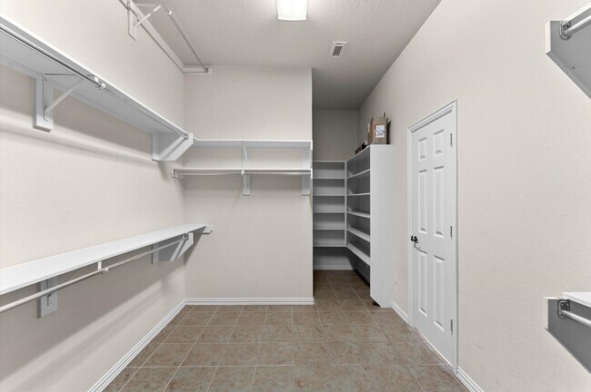 Building Photo - 23139 Sandsage Ln