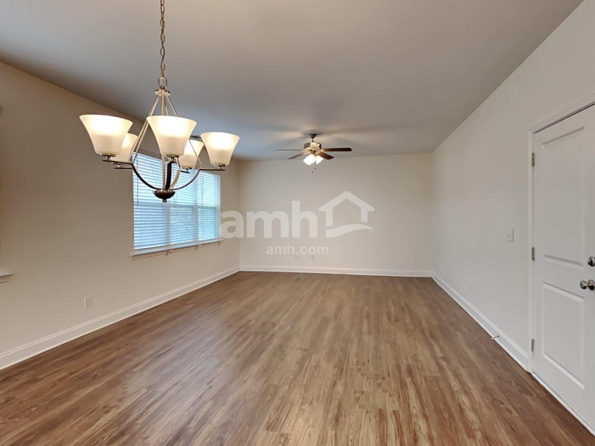 Building Photo - 3338 Okelly Dr