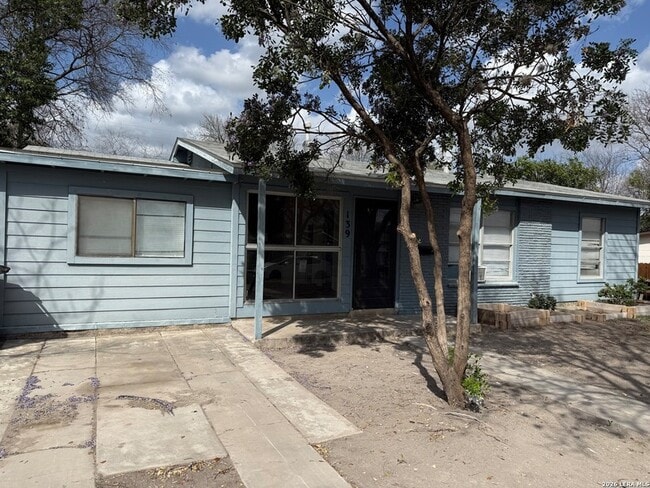 Building Photo - 139 Trudell Dr