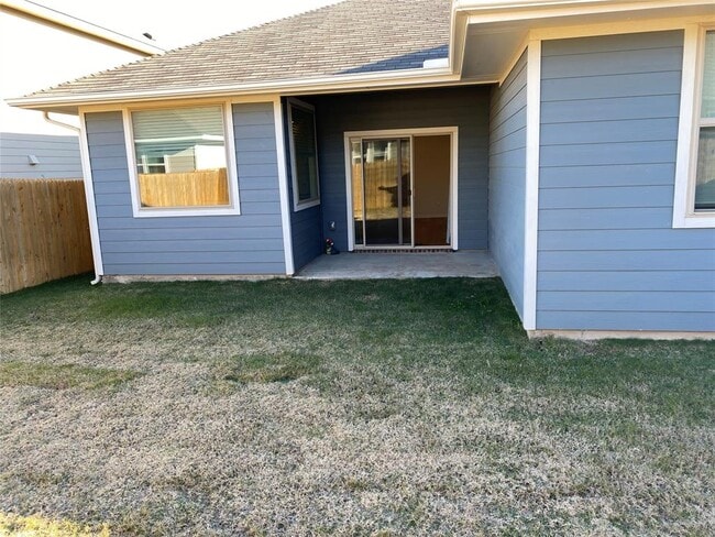 Building Photo - 115 Lyrebird Ln