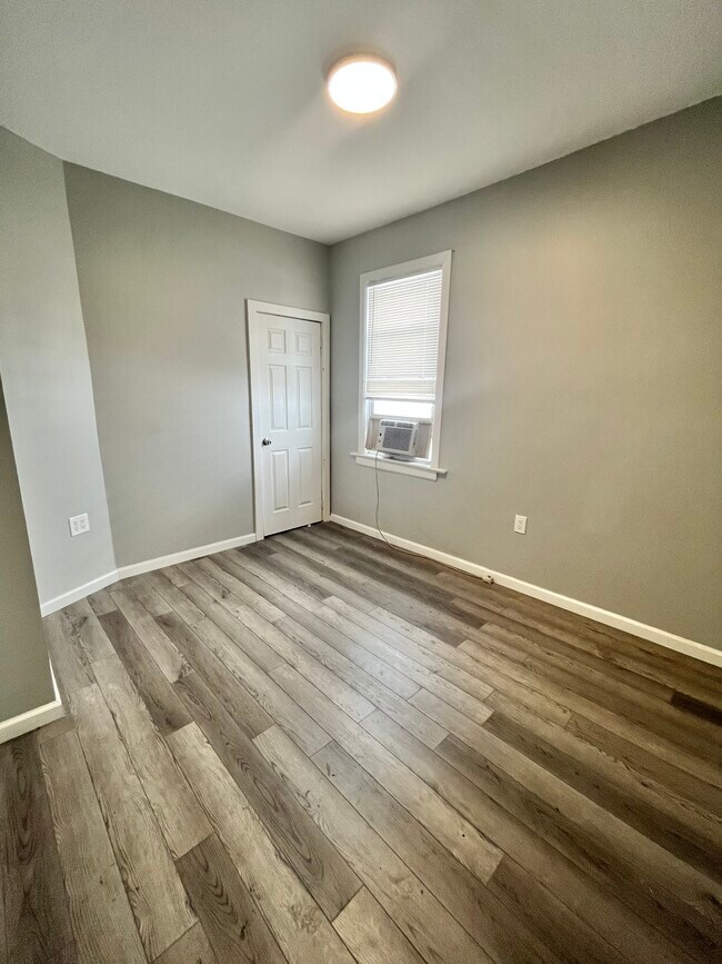 Unit 2 - 144 Bidwell Ave