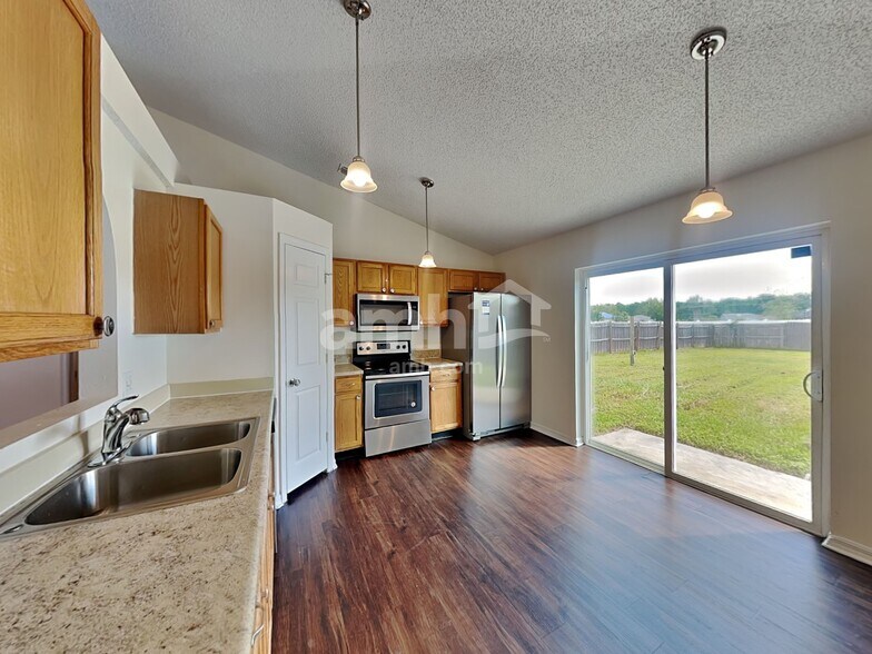 Building Photo - 3411 Talisman Dr