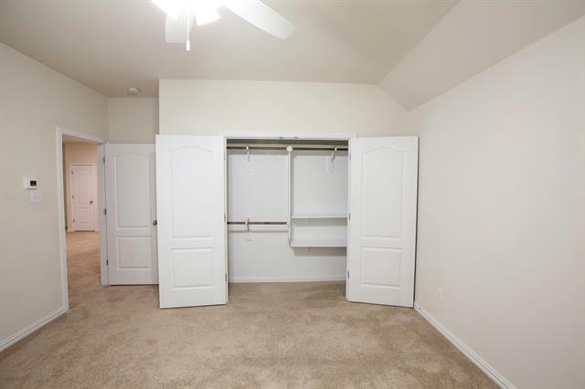 Building Photo - 5601 Fremont Dr