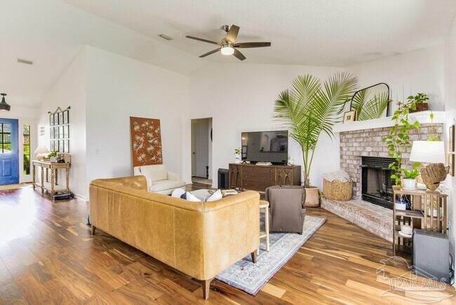 Building Photo - 5217 Choctaw Ave