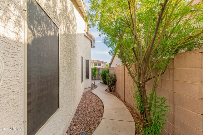 Building Photo - 4550 E Bent Tree Dr