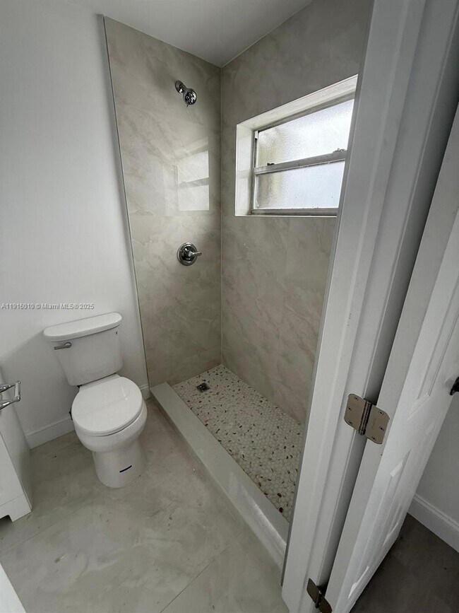 Building Photo - 5782 W 26th Ave