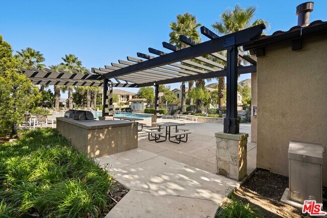 Building Photo - 17969 Lost Canyon Rd