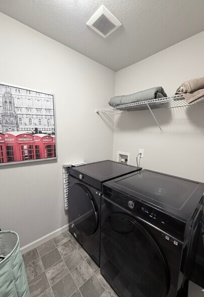 Laundry room - 8143 SE Leafhopper St