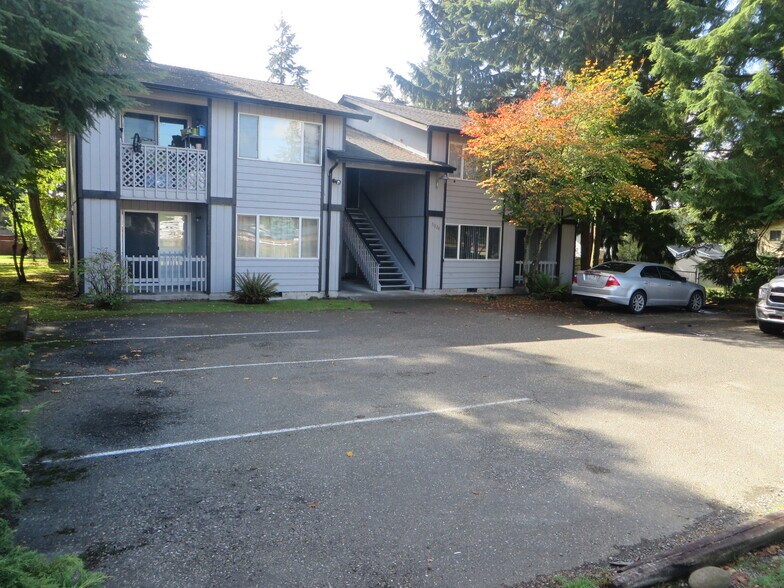 Building Photo - 11020 122nd St E