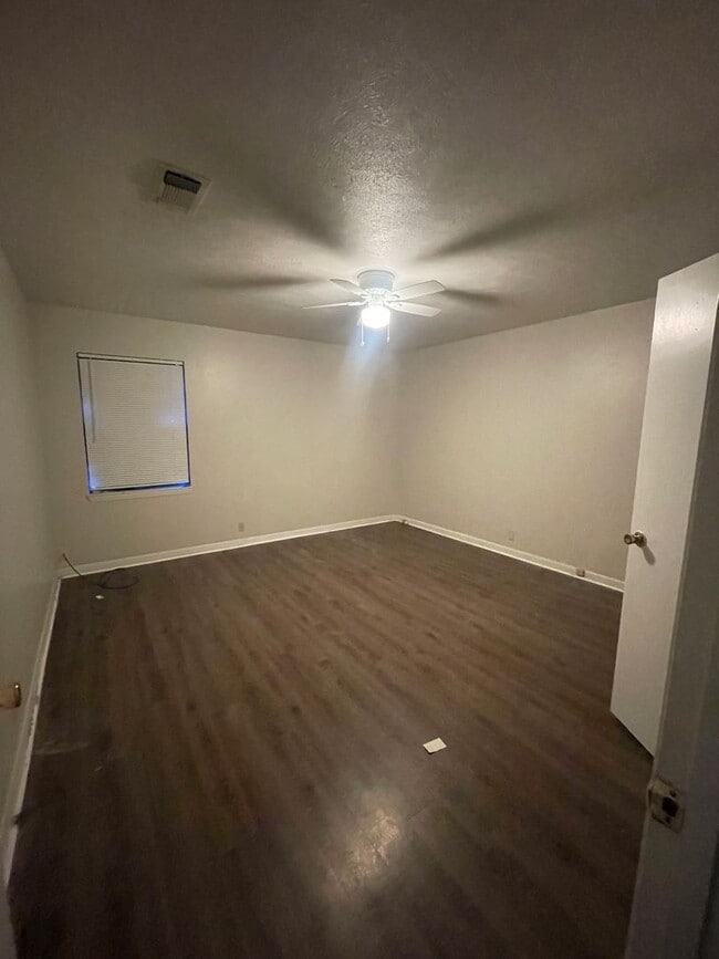 Building Photo - 2950 Clark Ln