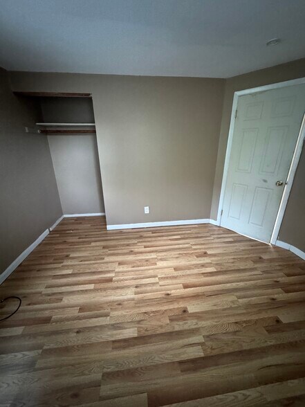 Building Photo - 22 Judith Ter