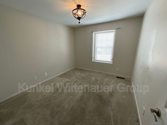 Building Photo - 2244 Haverford Dr