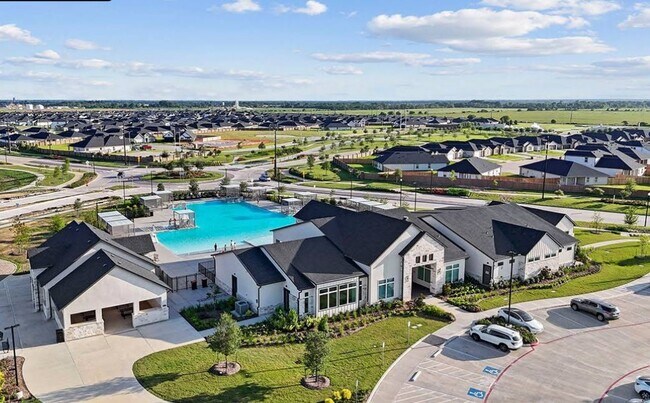 Building Photo - 3803 Zoeys Wy