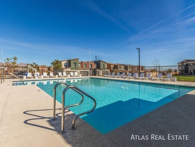 Building Photo - 4452 Sapphire Moon Ave