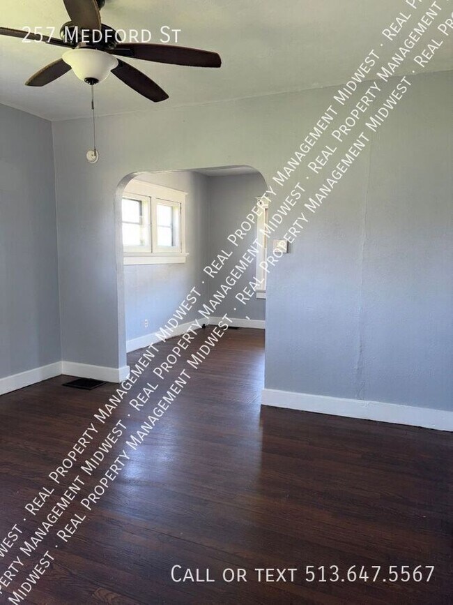 Building Photo - 257 Medford St