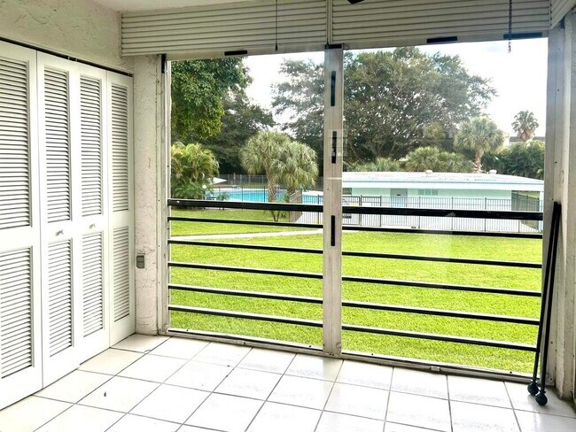 Building Photo - 9370 SW 8th St