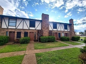 Building Photo - 4928 Diaz Ave