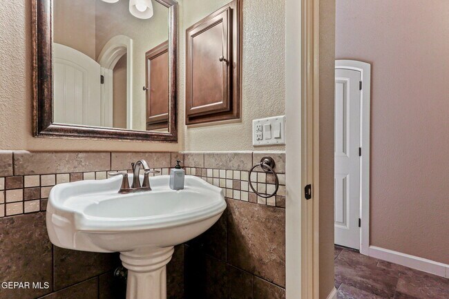 Building Photo - 3136 Destiny Point Dr