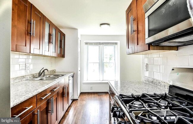 Building Photo - 14424 Black Horse Ct
