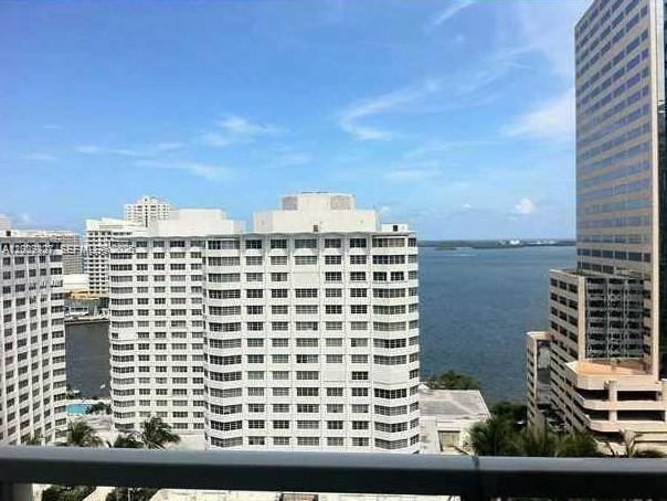 Building Photo - 951 Brickell Ave