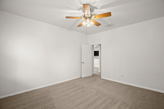 Building Photo - 1300 Estival Dr