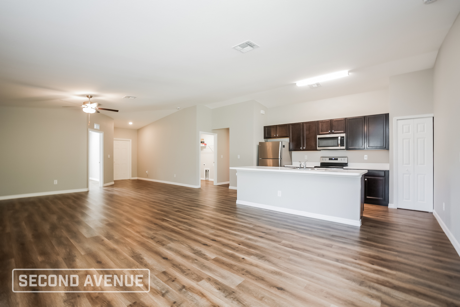 Building Photo - 208 Ravenswood Blvd