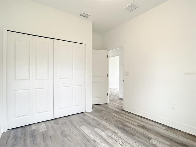 Building Photo - 14210 Luxo Ave