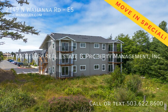 Primary Photo - 2149 N Wahanna Rd
