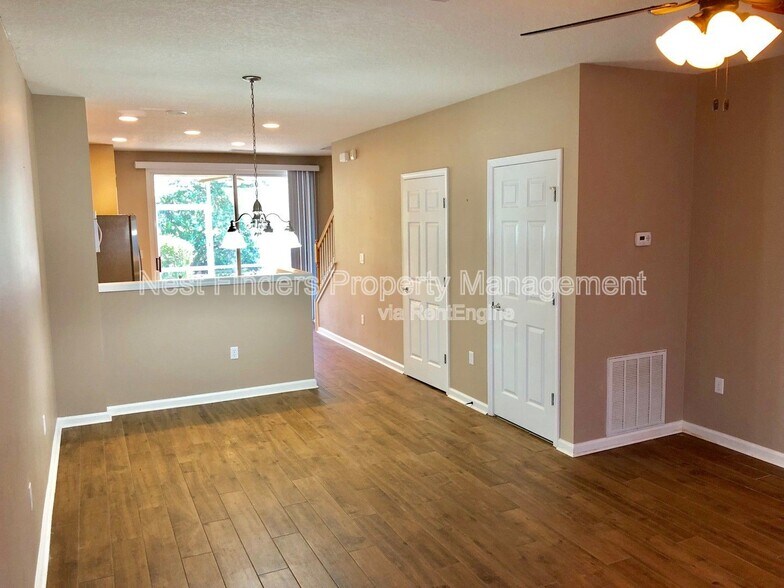 Building Photo - 8078 Summer Cove Ct